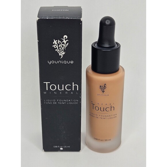 Younique Mineral Touch Liquid Foundation in Chiffon .68 fl oz New in Box - Picture 1 of 6